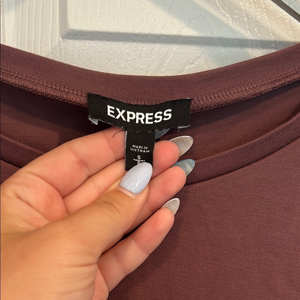 Express Brown Tie Front Fitted Short Sleeve Tee - Picture 3 of 3